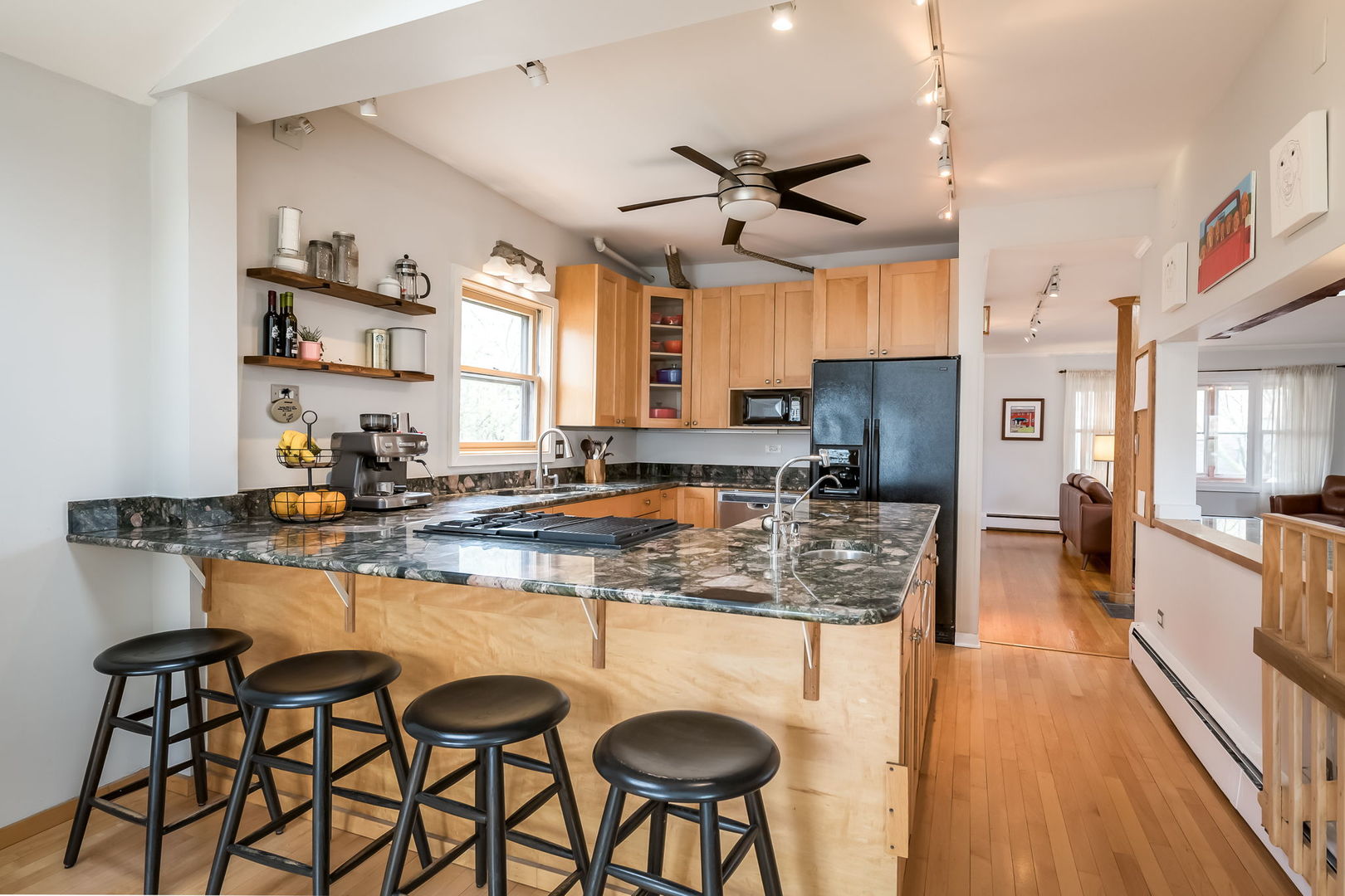 419 N Taylor Avenue