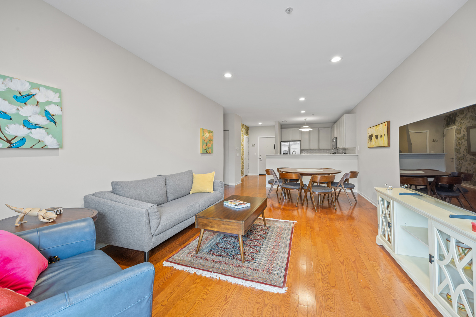 140 N Euclid Avenue Unit: 304