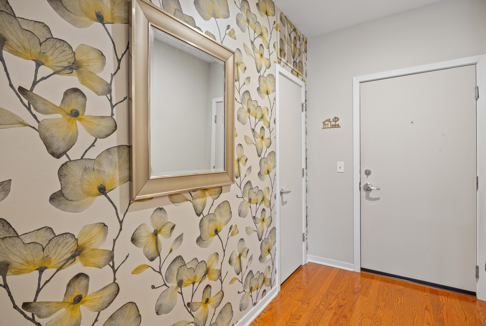 140 N Euclid Avenue Unit: 304