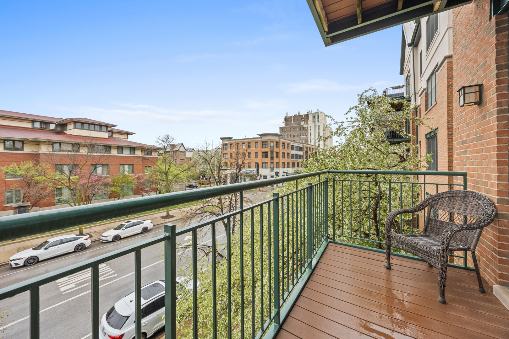 140 N Euclid Avenue Unit: 304