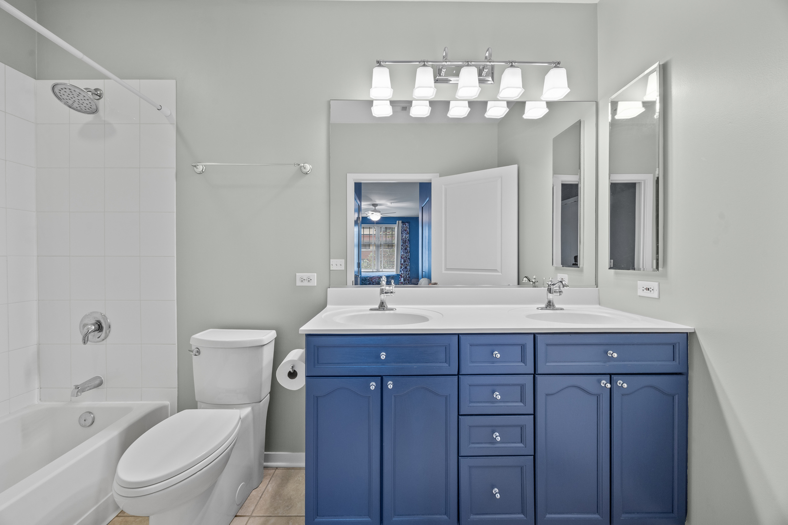 140 N Euclid Avenue Unit: 304
