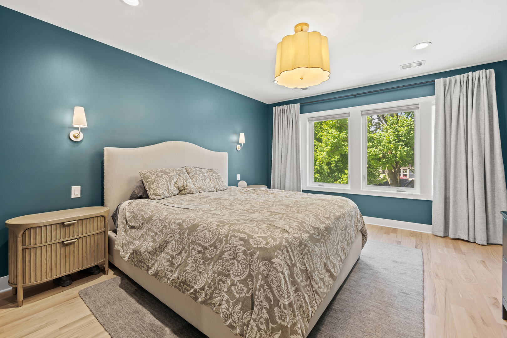 527 Woodbine Avenue