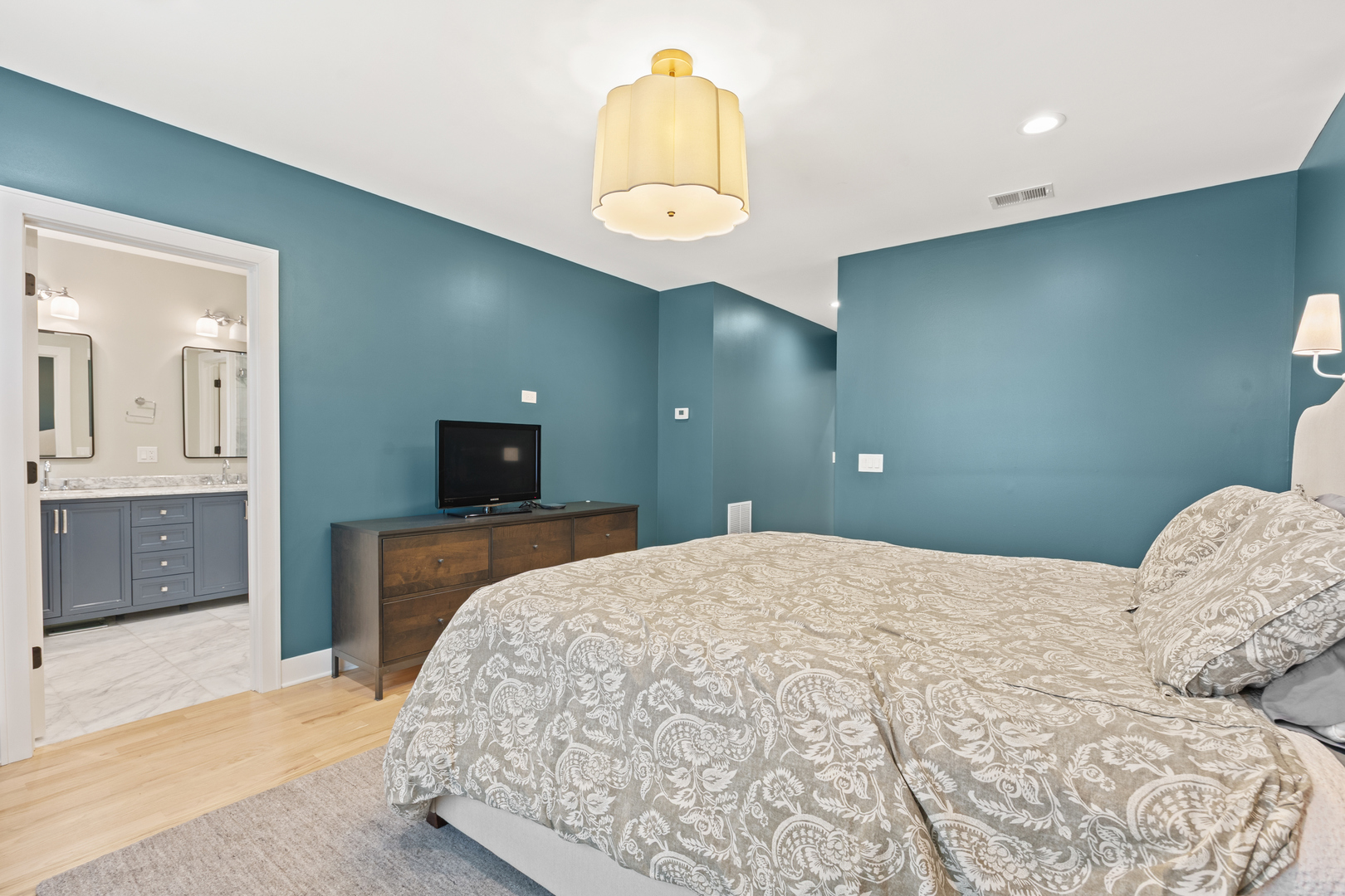 527 Woodbine Avenue
