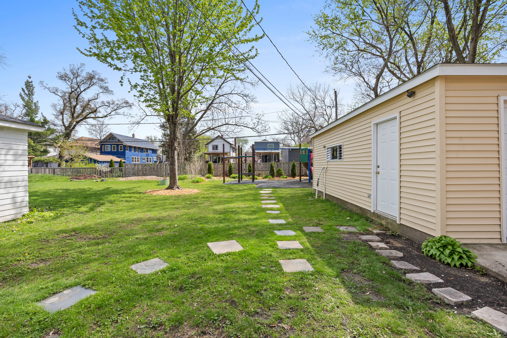 622 N Ridgeland Avenue