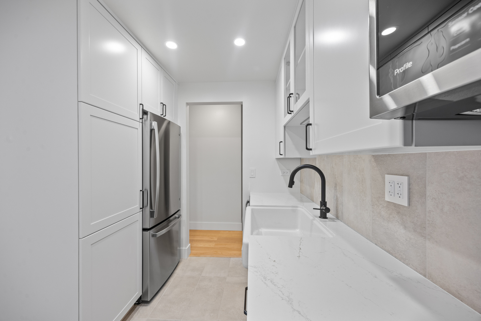 415 S LOMBARD Avenue Unit: 304