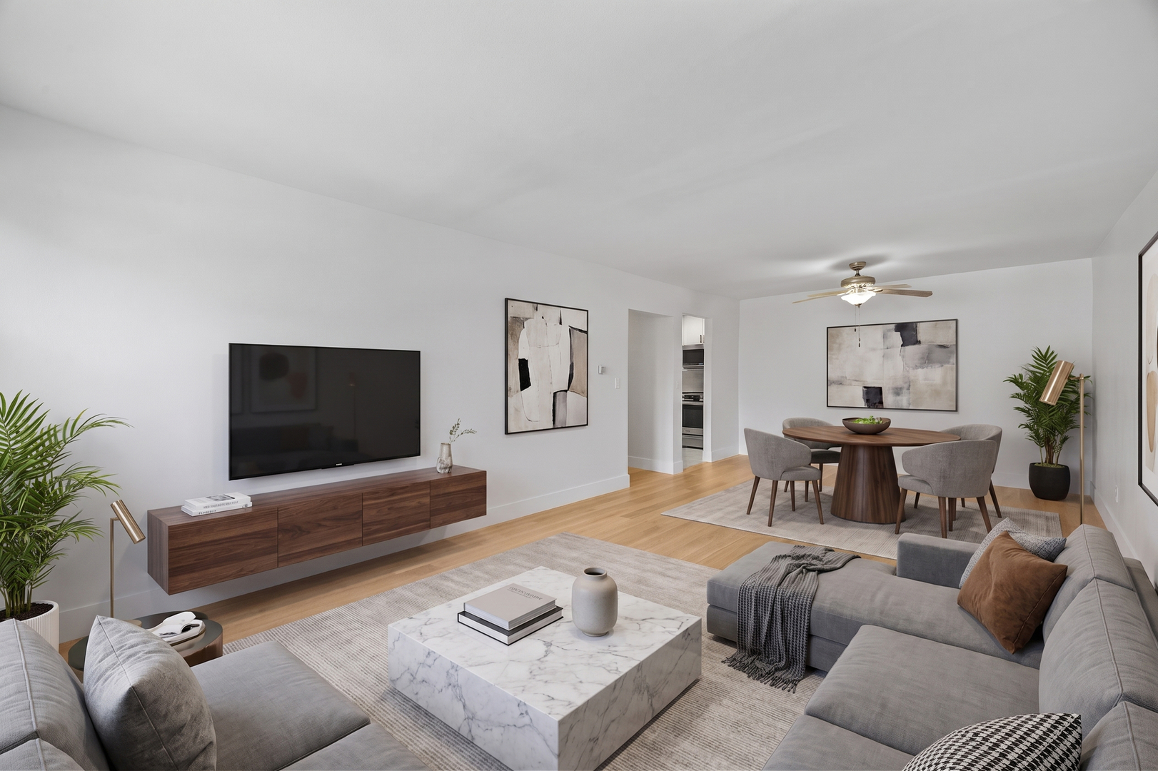 415 S LOMBARD Avenue Unit: 304