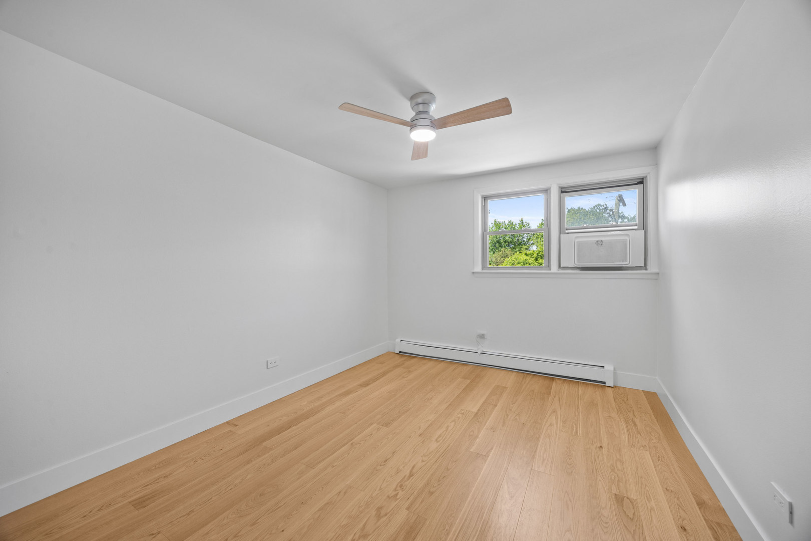 415 S LOMBARD Avenue Unit: 304