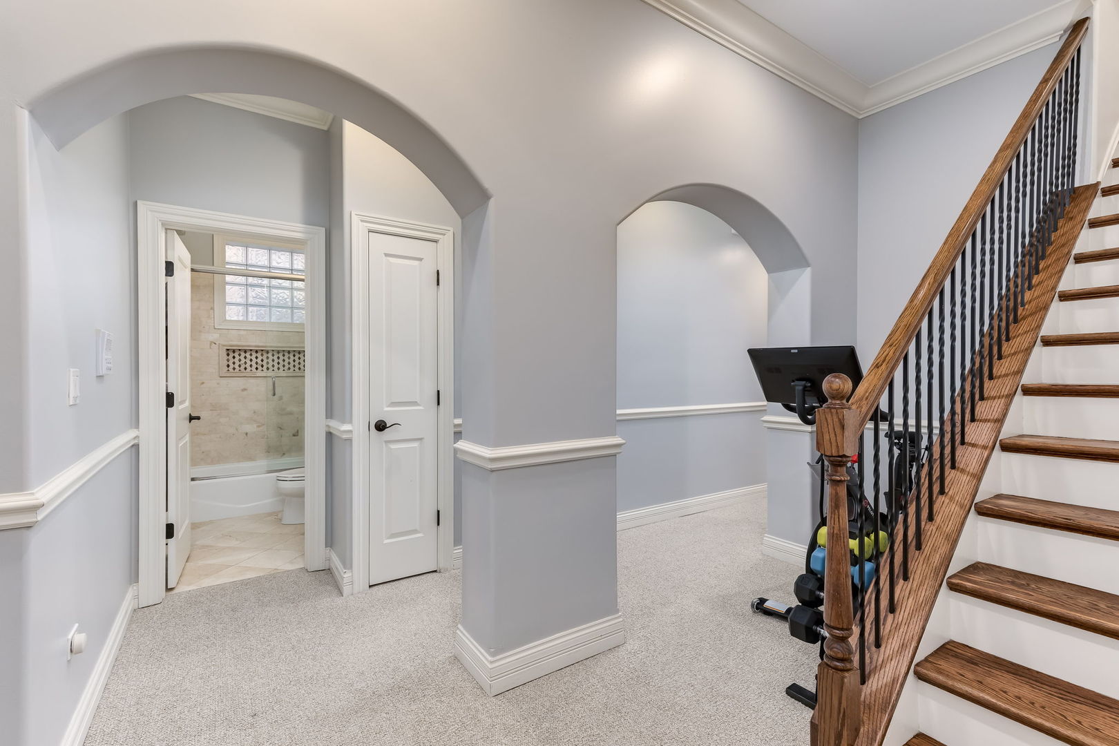 3252 N California Avenue Unit: 1