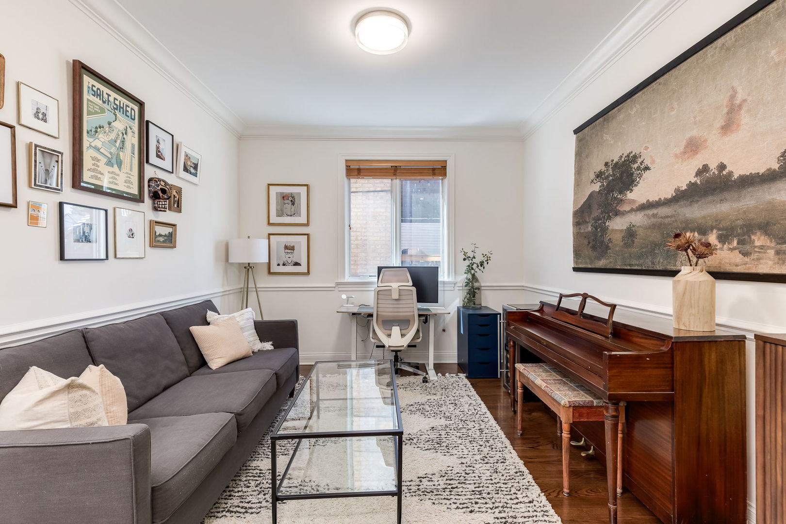 3252 N California Avenue Unit: 1