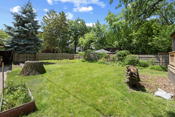 22 Keystone Avenue