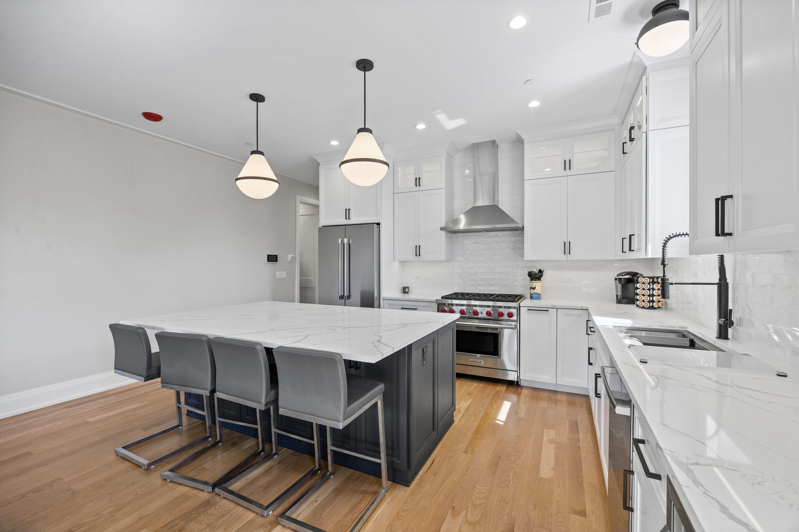 1024 Washington Boulevard Unit: 301