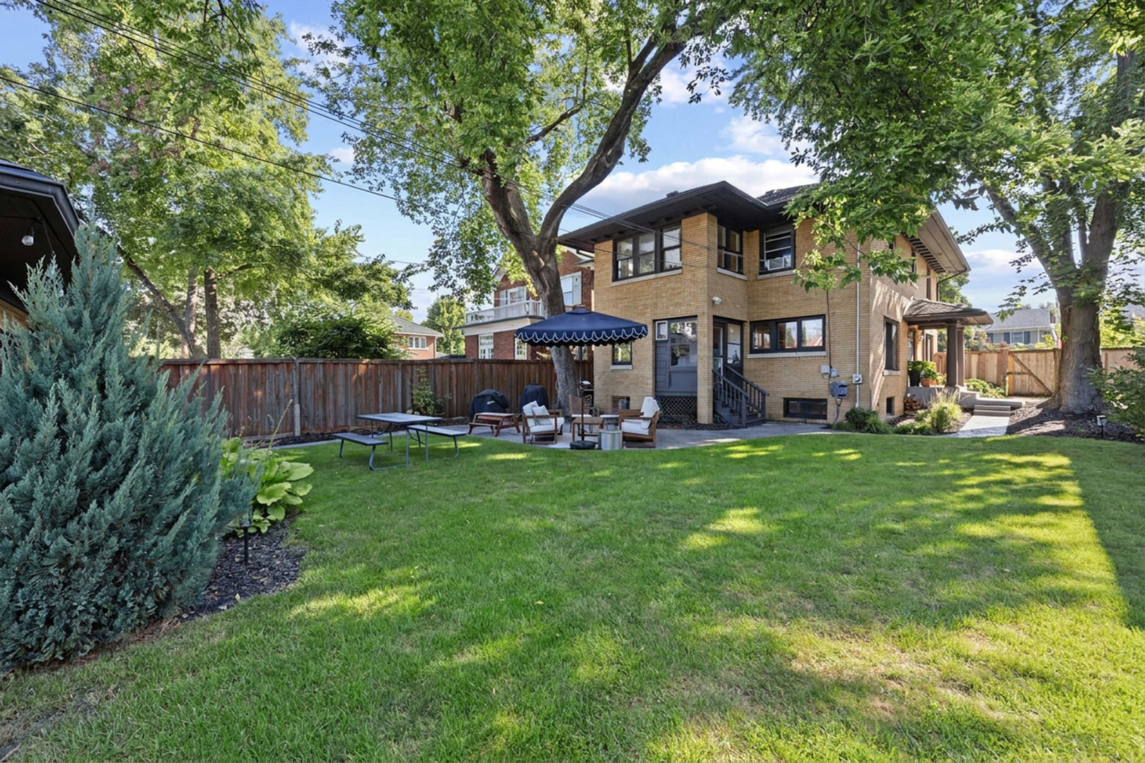 843 N Oak Park Avenue