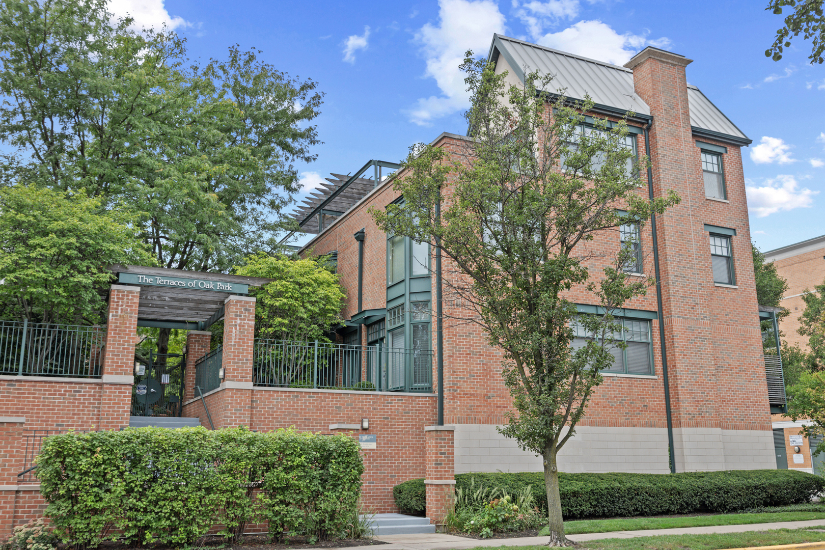 101 N Euclid Avenue Unit: 26