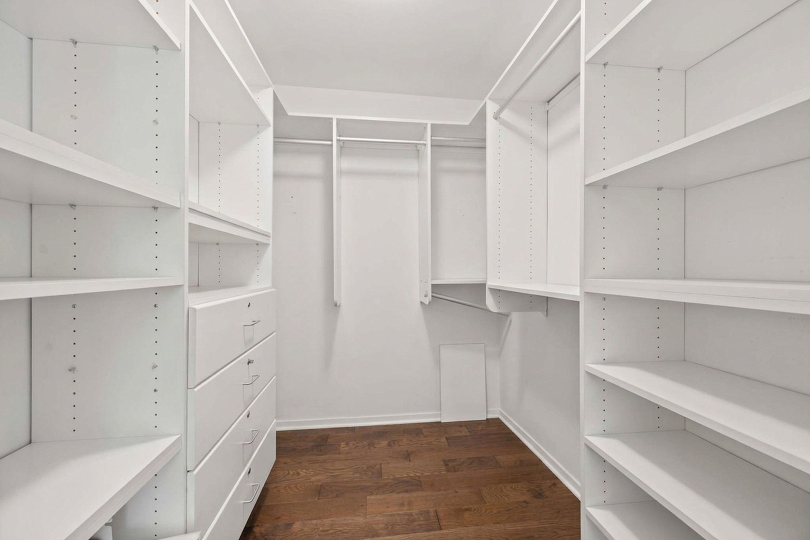 101 N Euclid Avenue Unit: 26