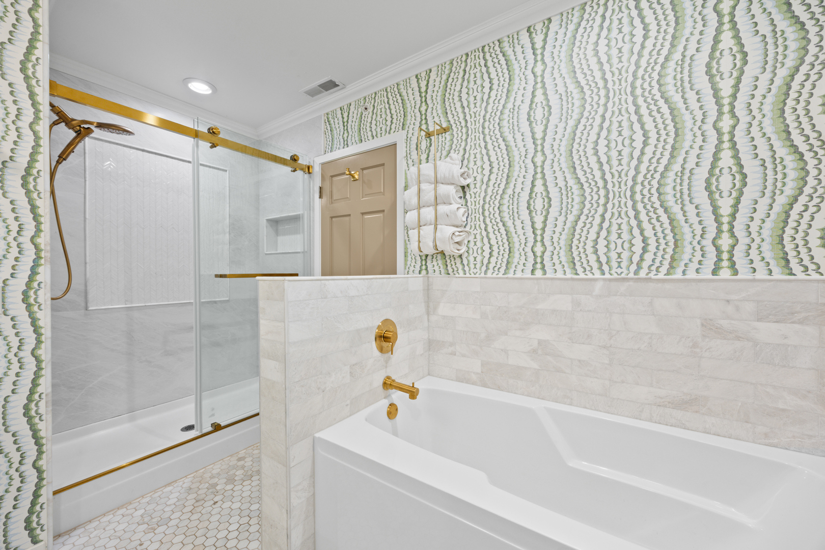 101 N Euclid Avenue Unit: 26