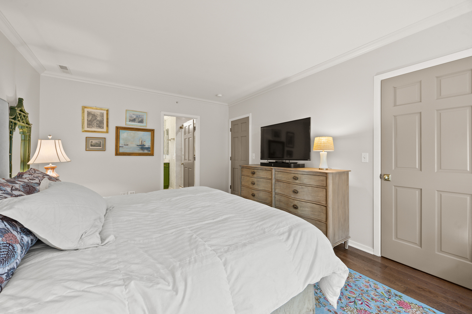 101 N Euclid Avenue Unit: 26