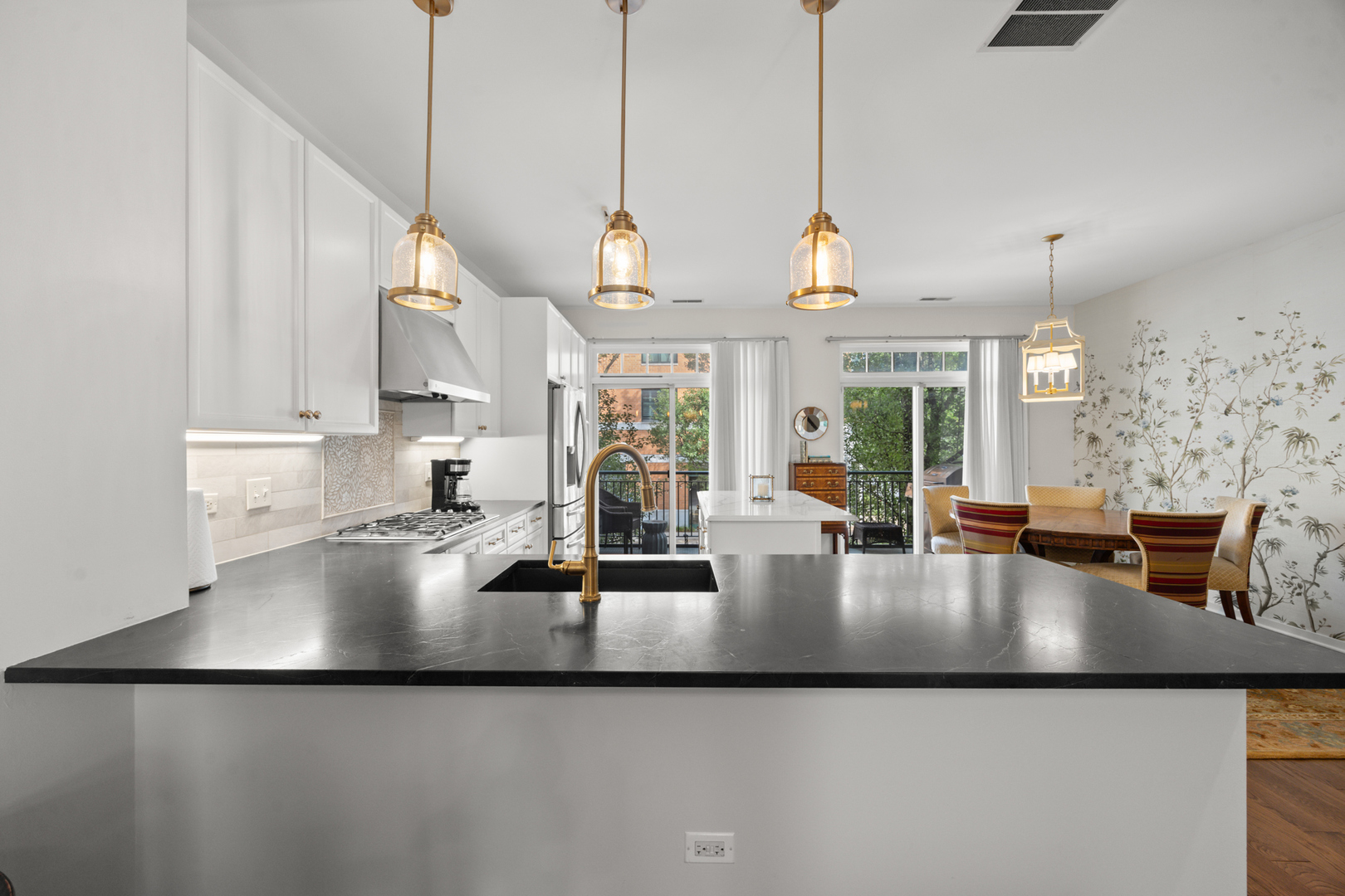 101 N Euclid Avenue Unit: 26