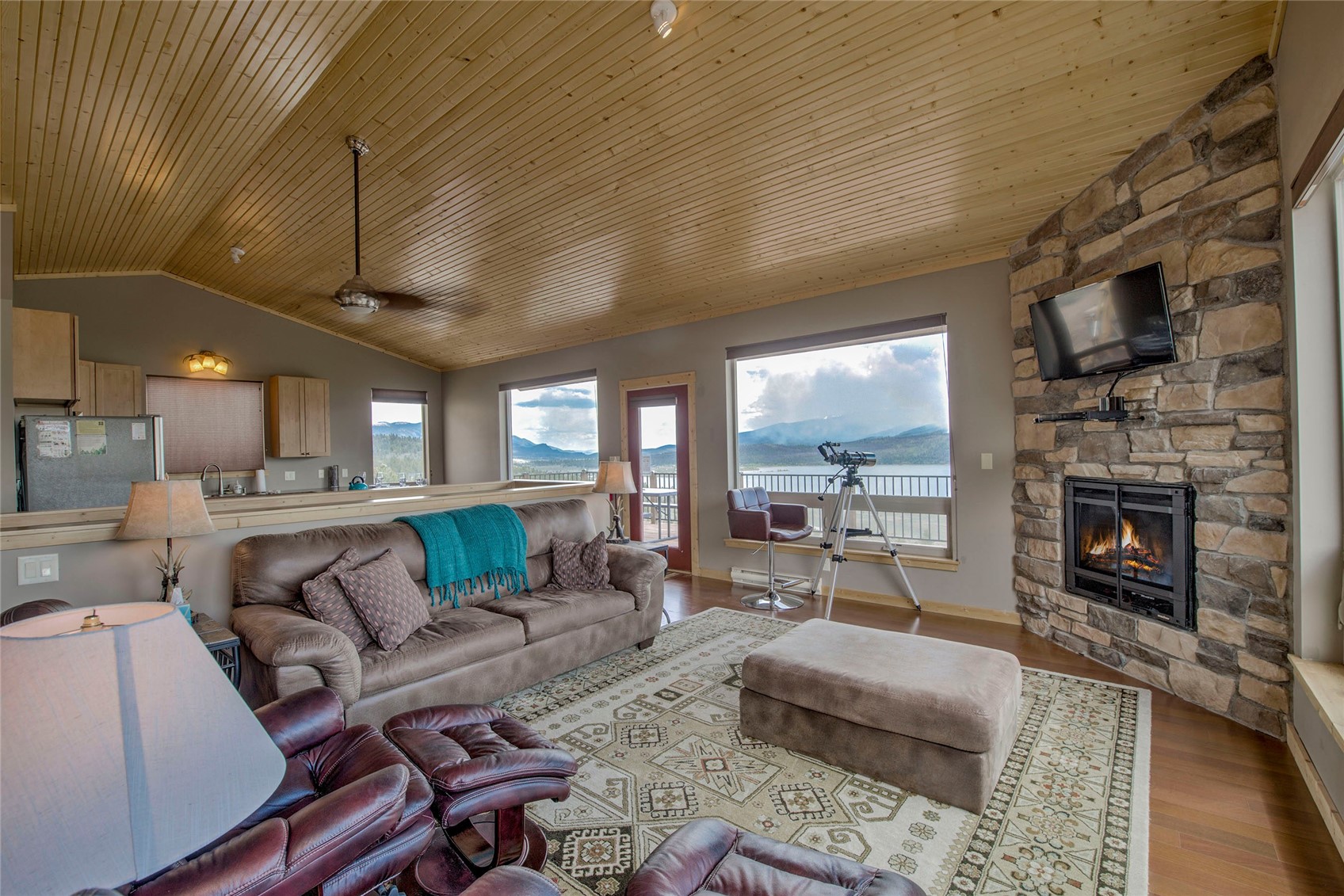 160 Mount Hope DRIVE