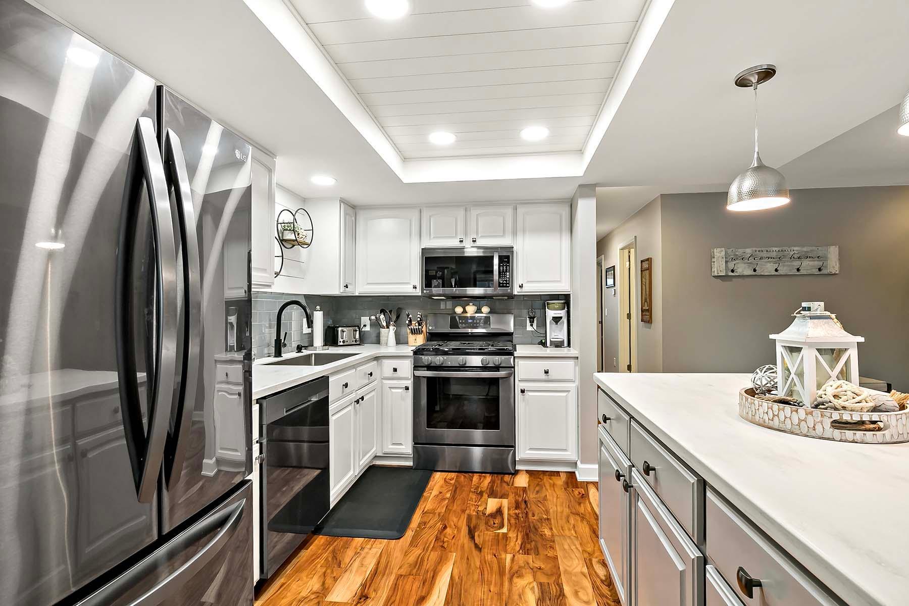 1908 Lakeview Court SW Unit: 202