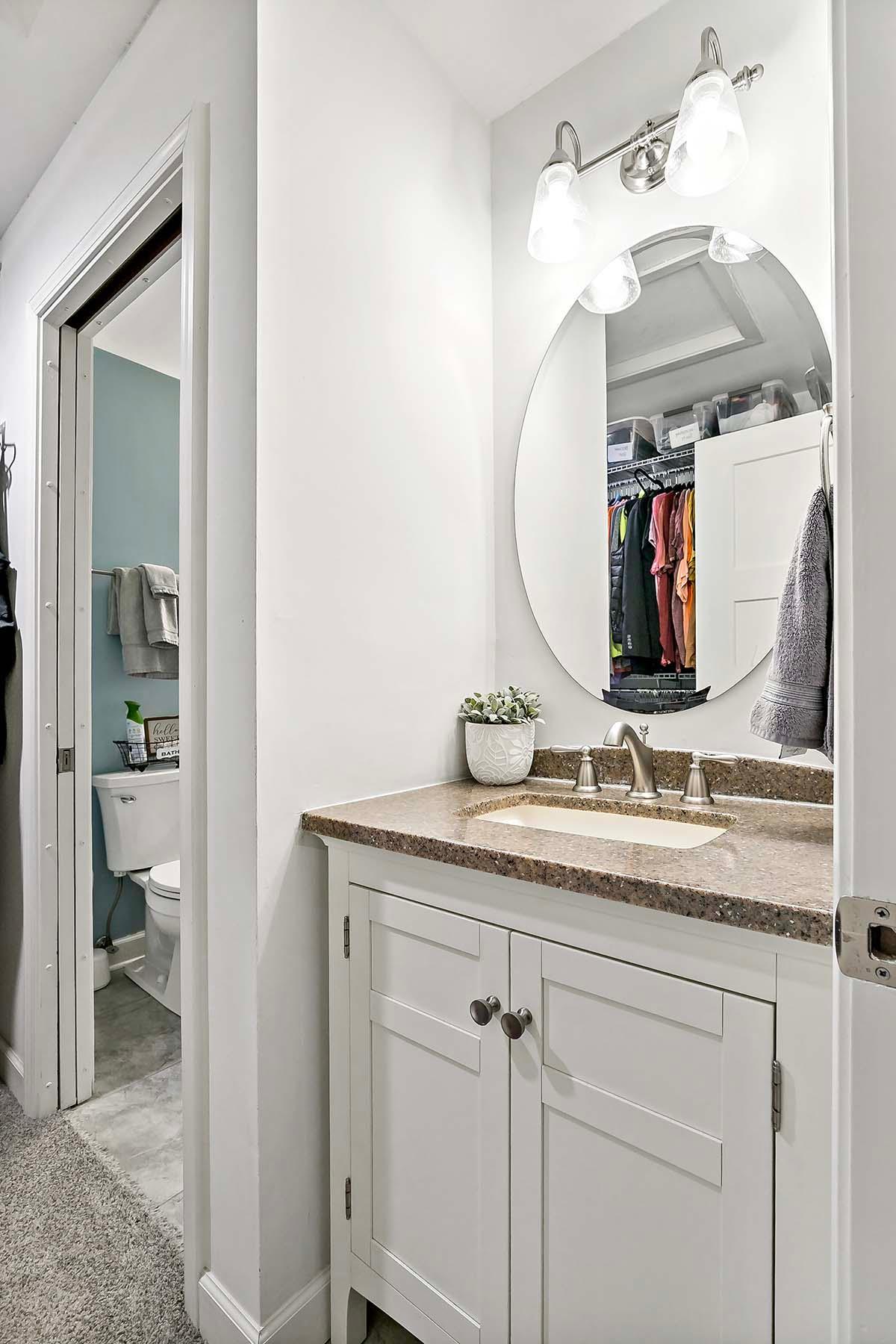 1908 Lakeview Court SW Unit: 202