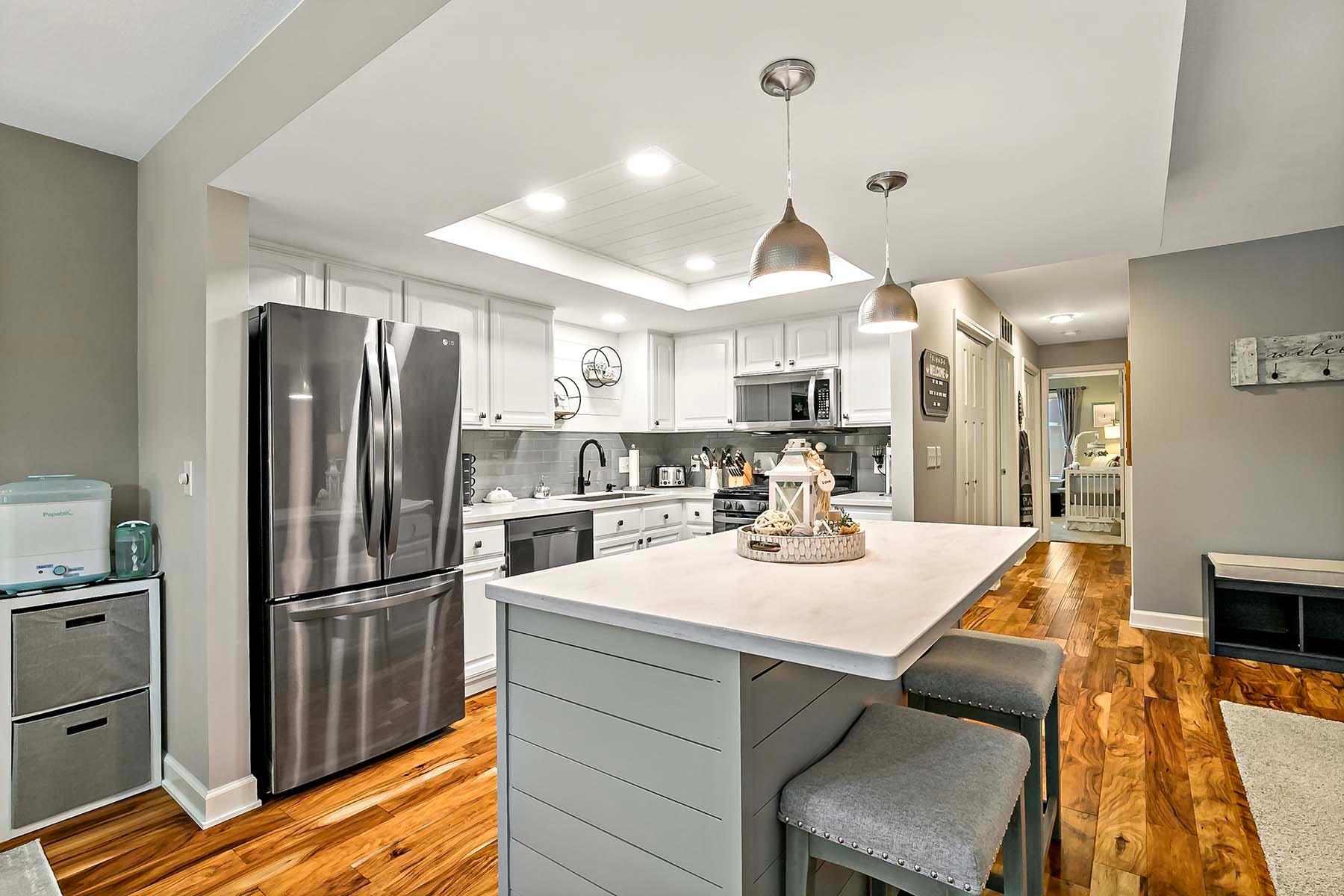 1908 Lakeview Court SW Unit: 202