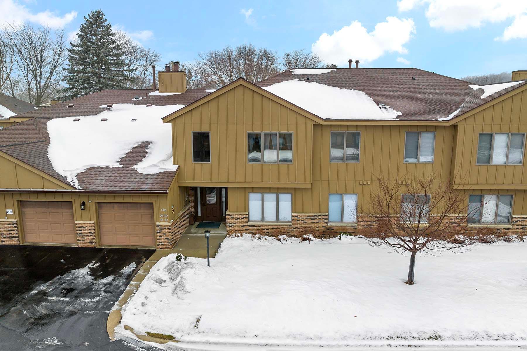 1908 Lakeview Court SW Unit: 202