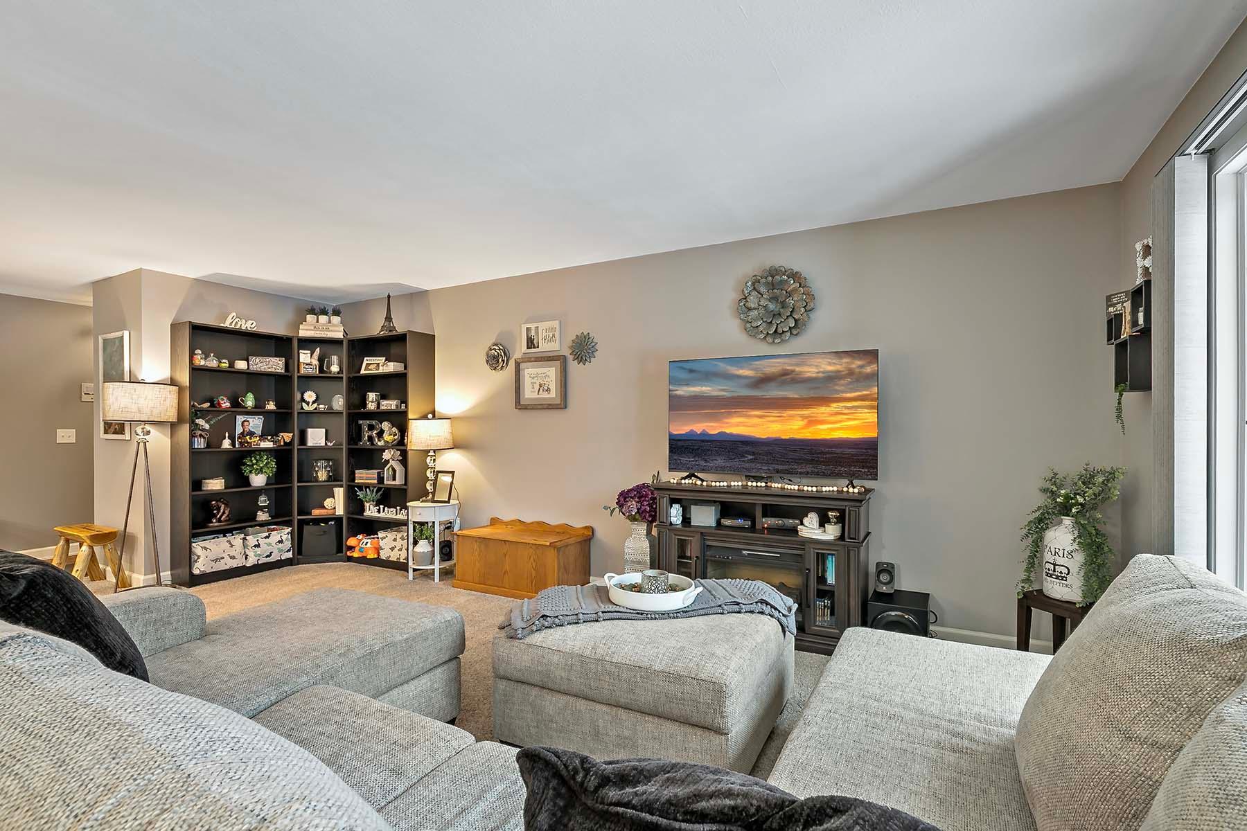 1908 Lakeview Court SW Unit: 202