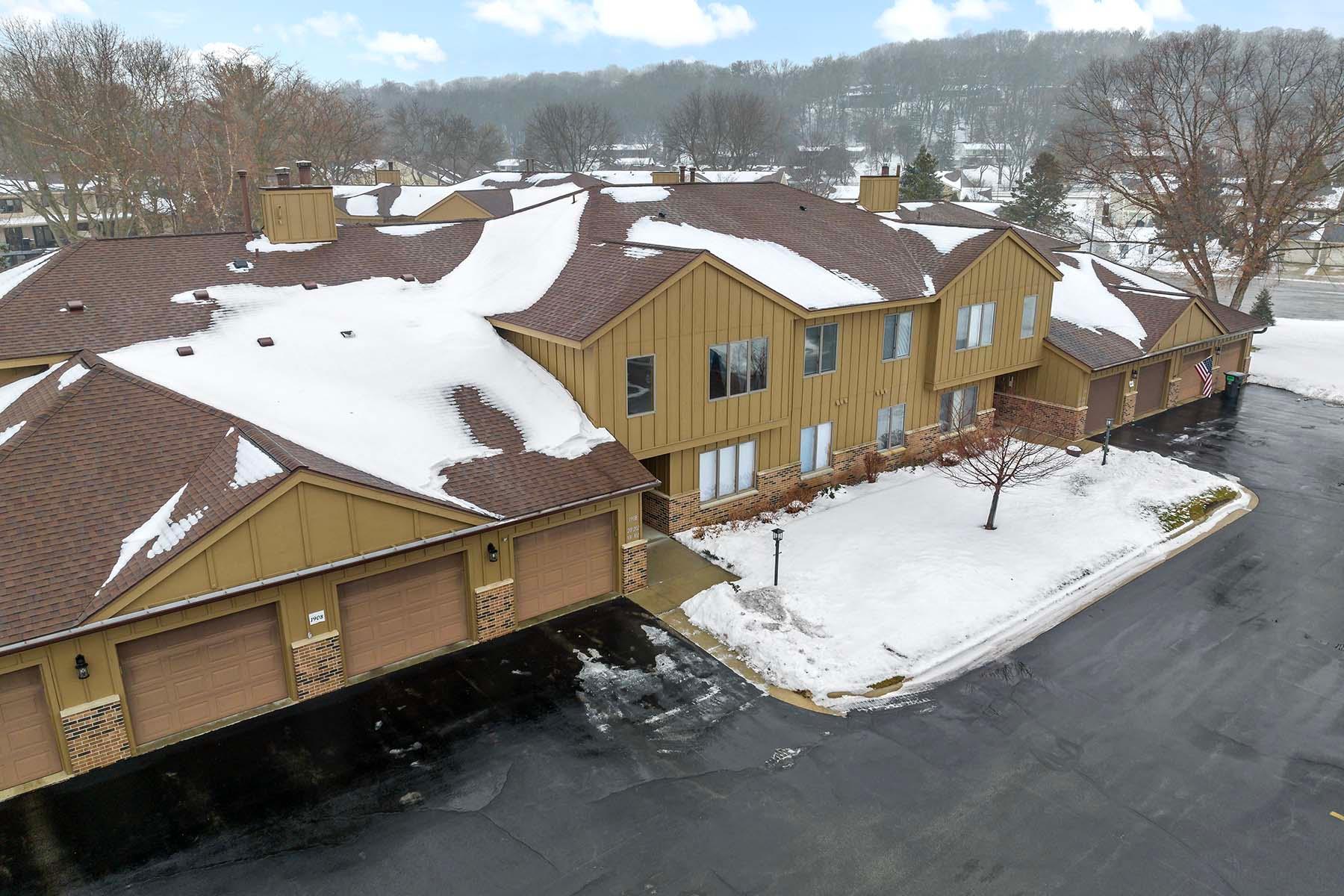 1908 Lakeview Court SW Unit: 202