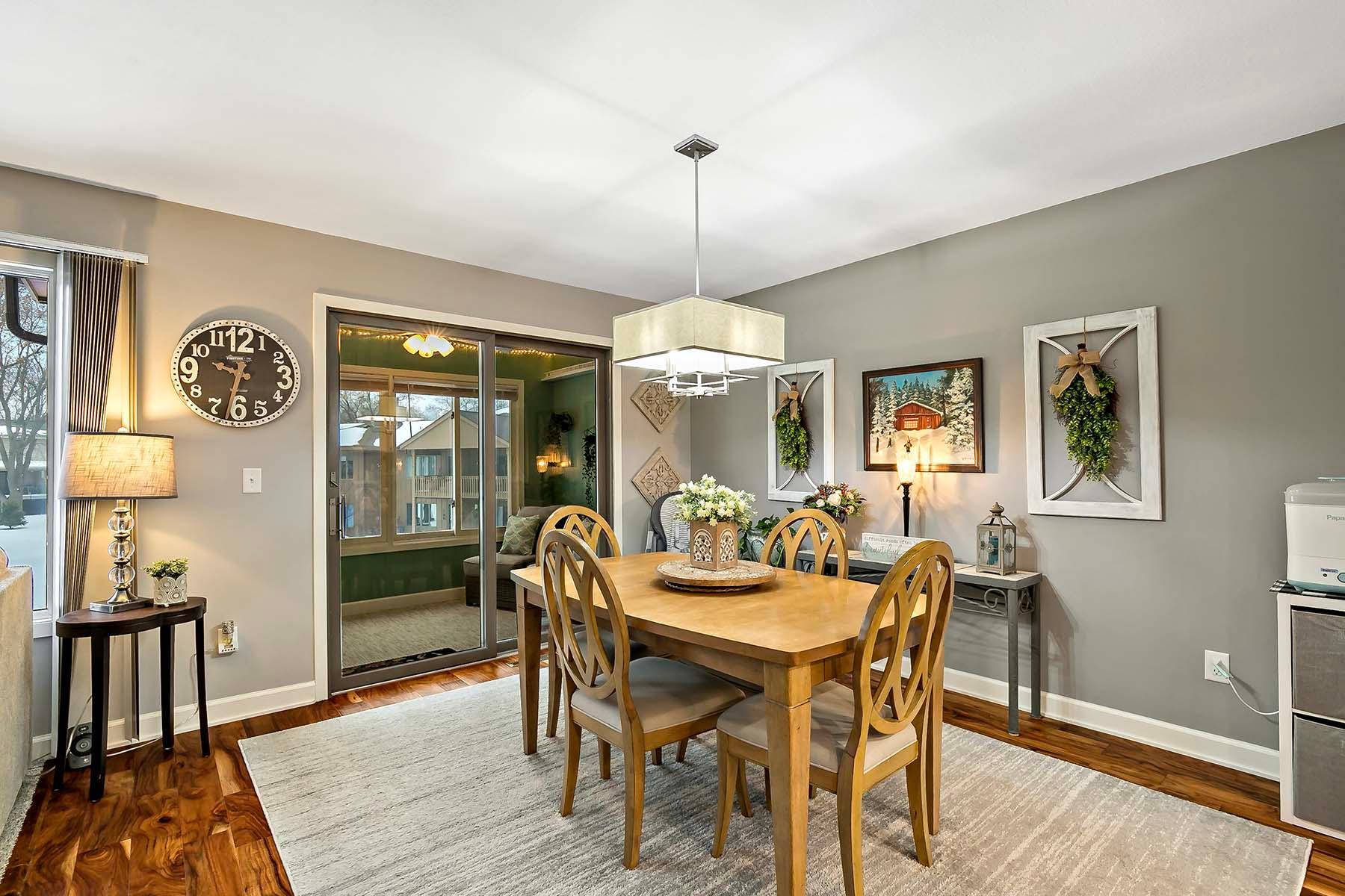 1908 Lakeview Court SW Unit: 202