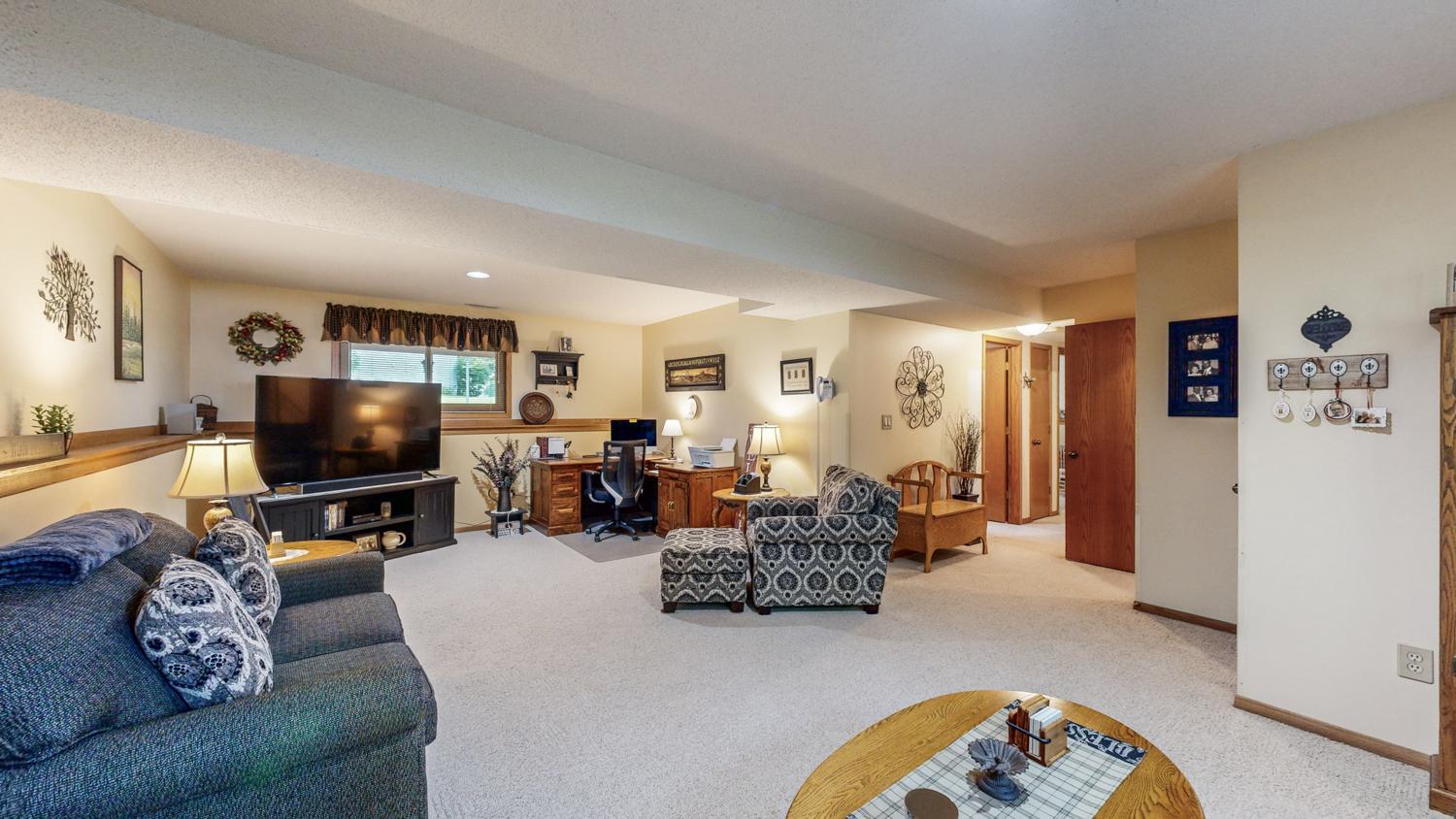 5710 Conway Court NW