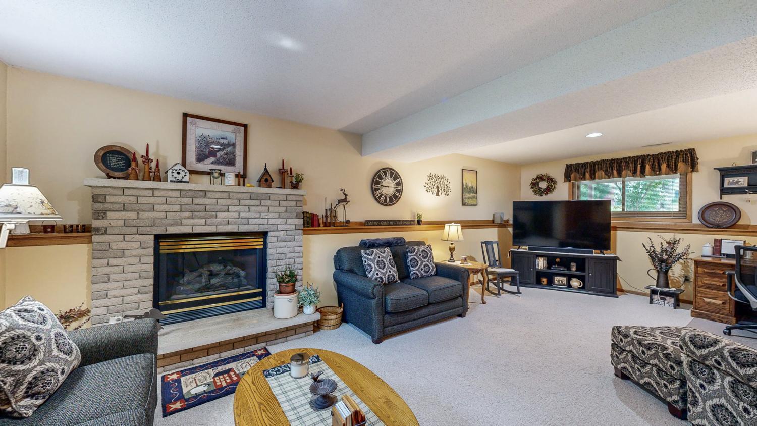 5710 Conway Court NW