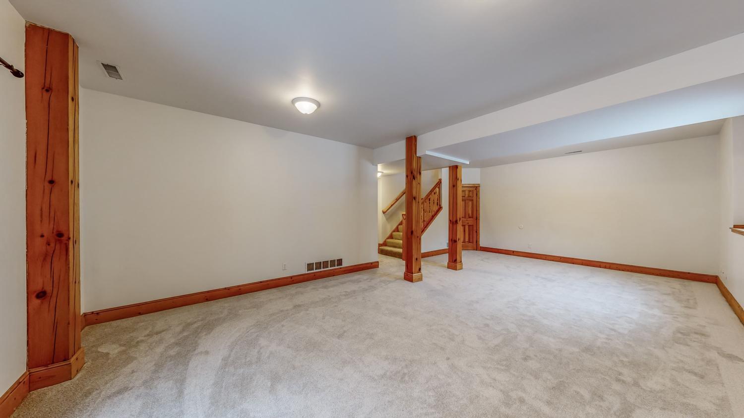 1312 Crescent Ridge Road NW