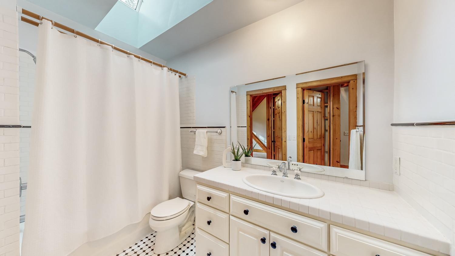 1312 Crescent Ridge Road NW