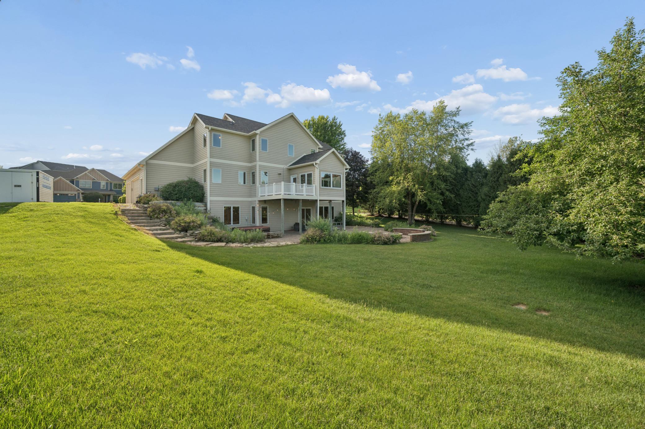 5352 Scenic Oak Drive SW