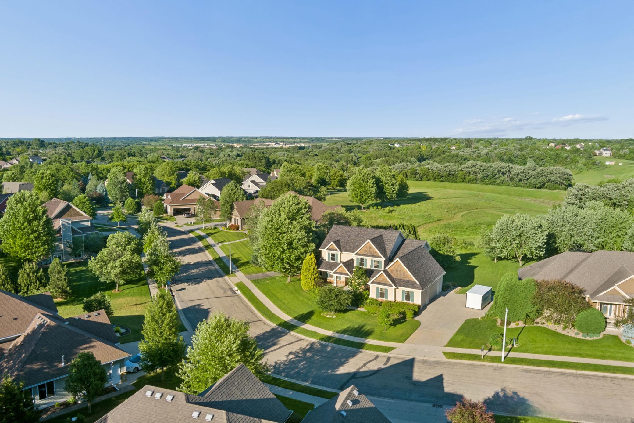 5352 Scenic Oak Drive SW
