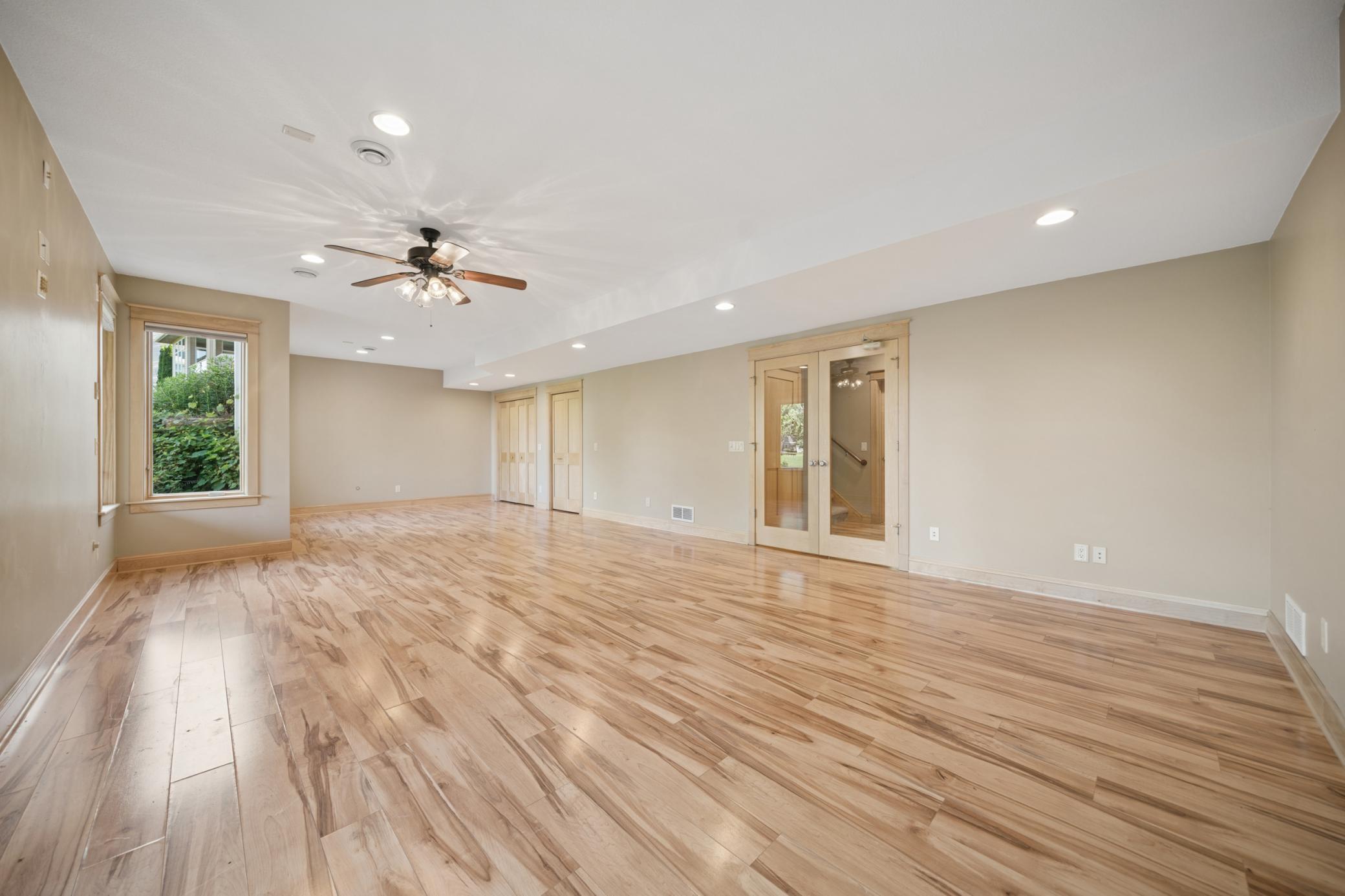 5352 Scenic Oak Drive SW