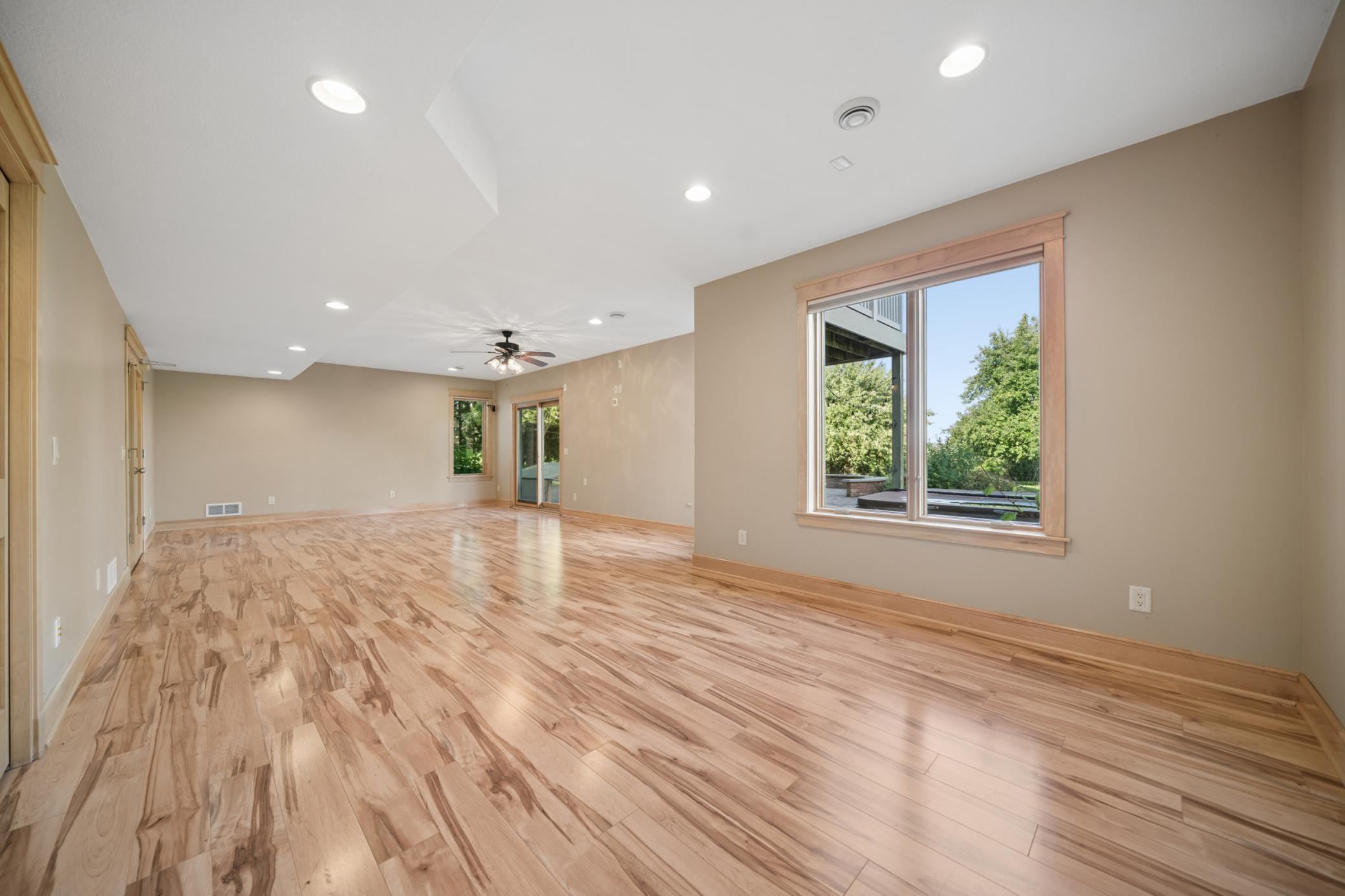 5352 Scenic Oak Drive SW