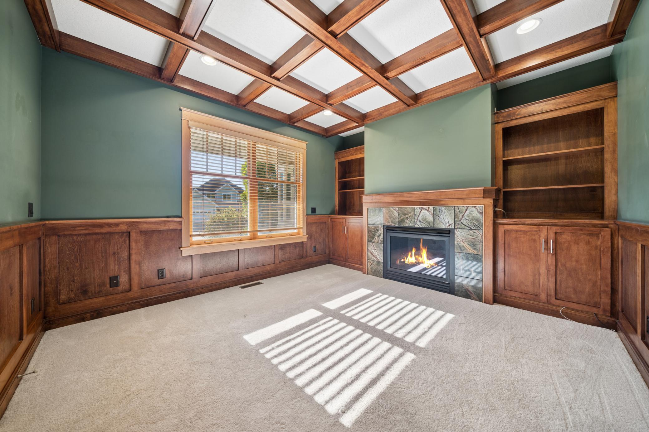 5352 Scenic Oak Drive SW
