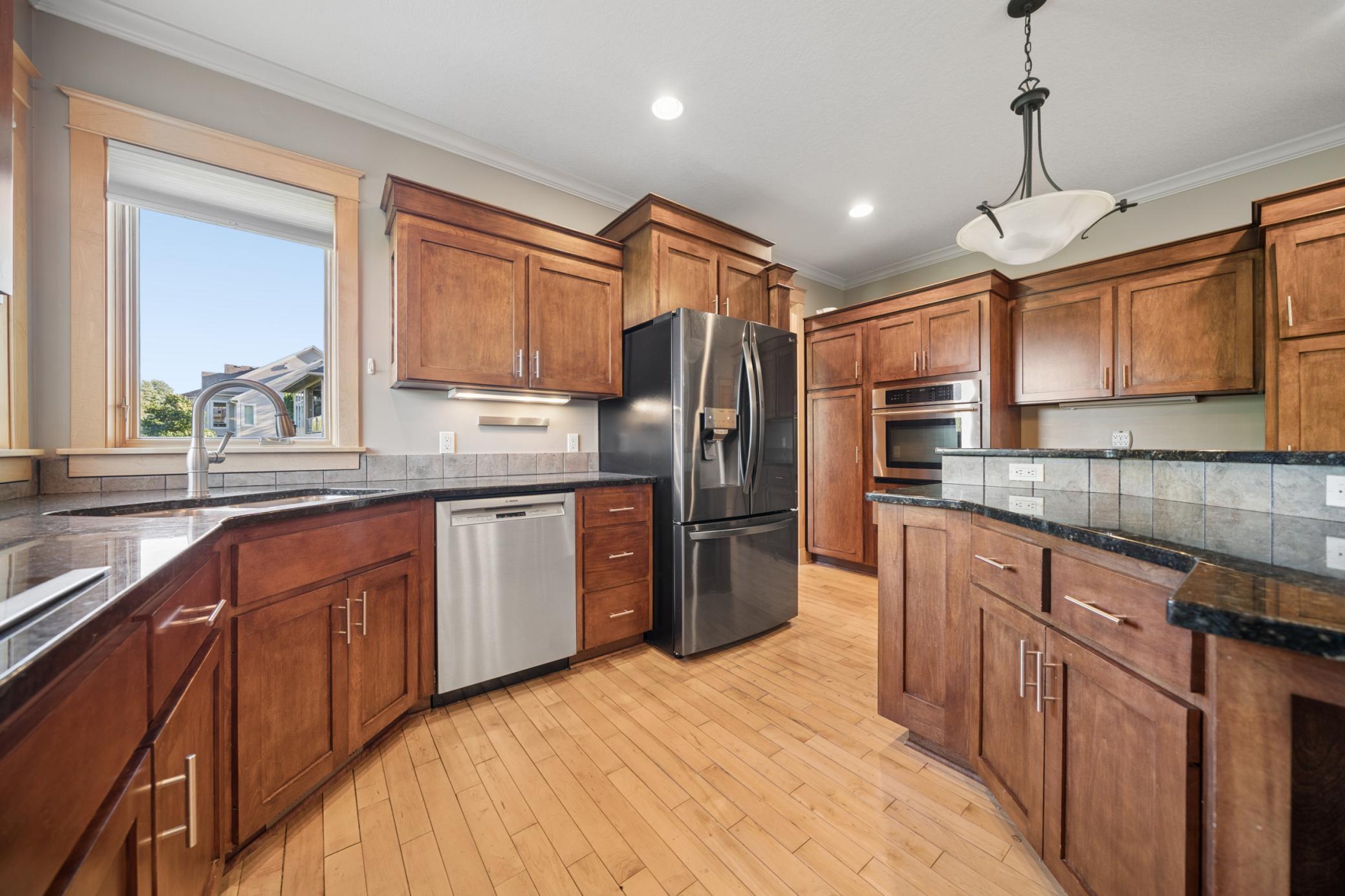 5352 Scenic Oak Drive SW