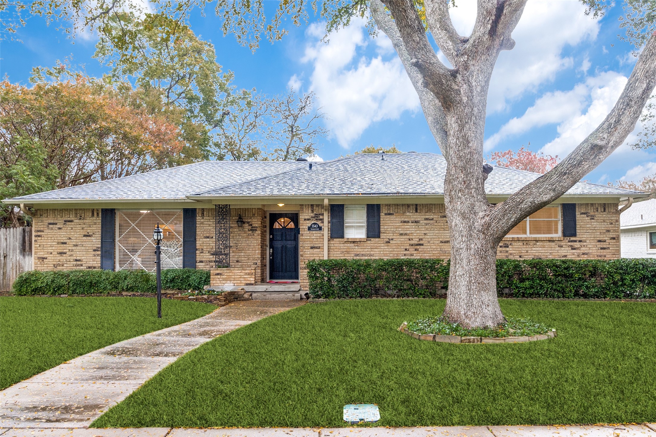5543 Ledgestone Drive