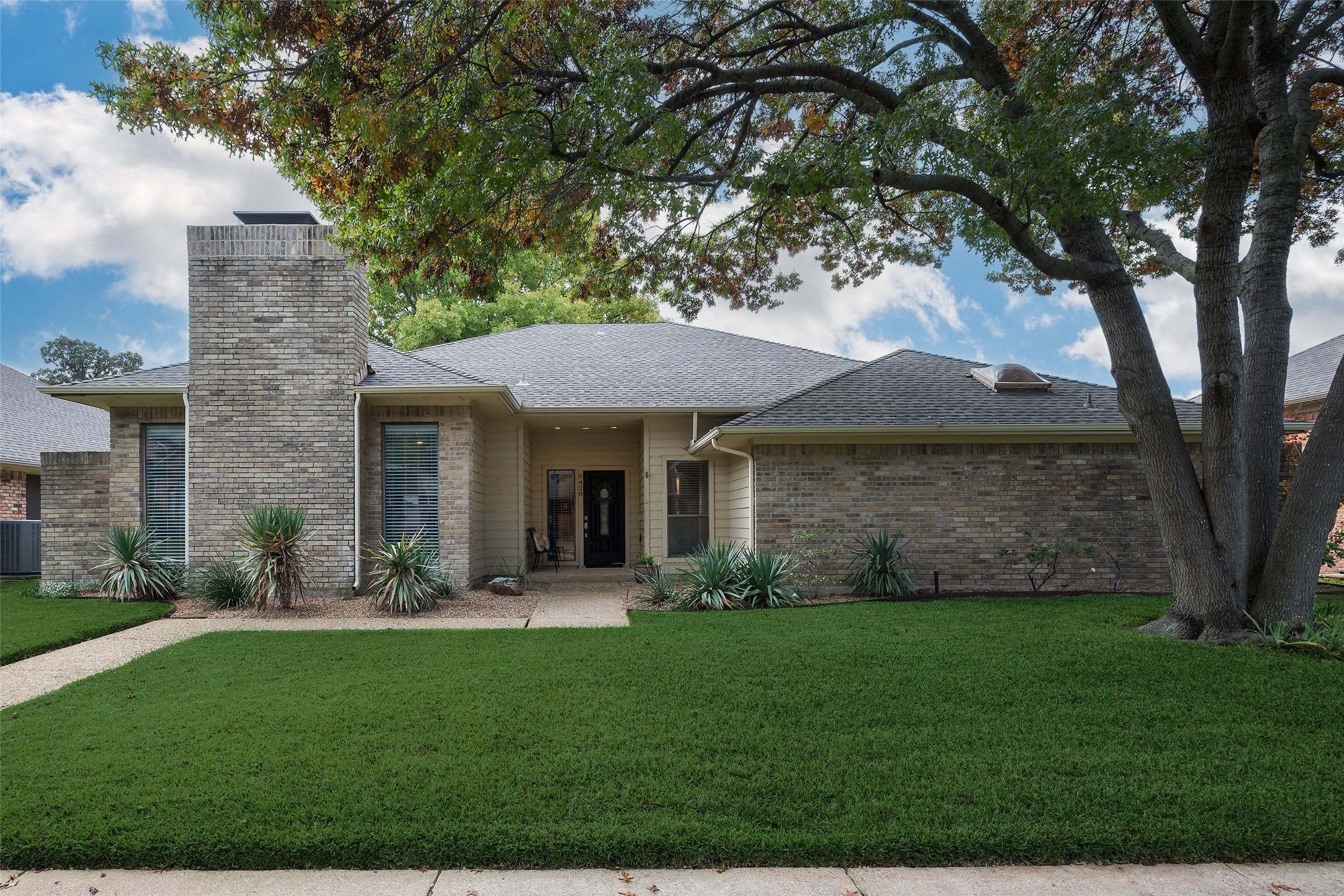 6428 Mimms Drive