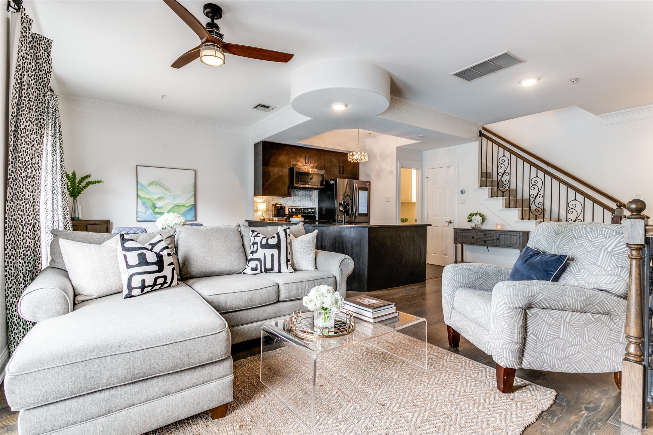 5702 Hudson Unit: 2
