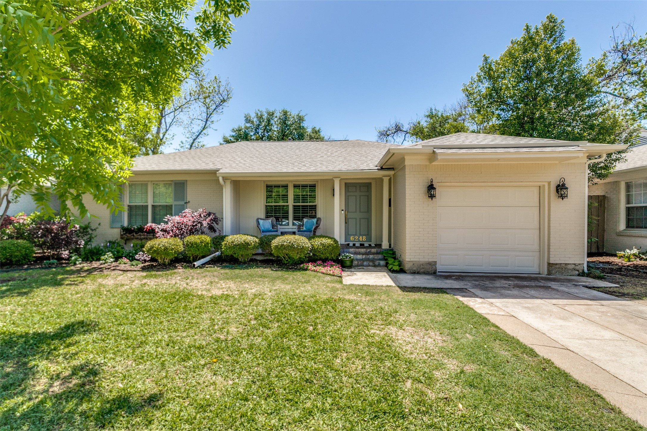 6248 Ravendale Lane
