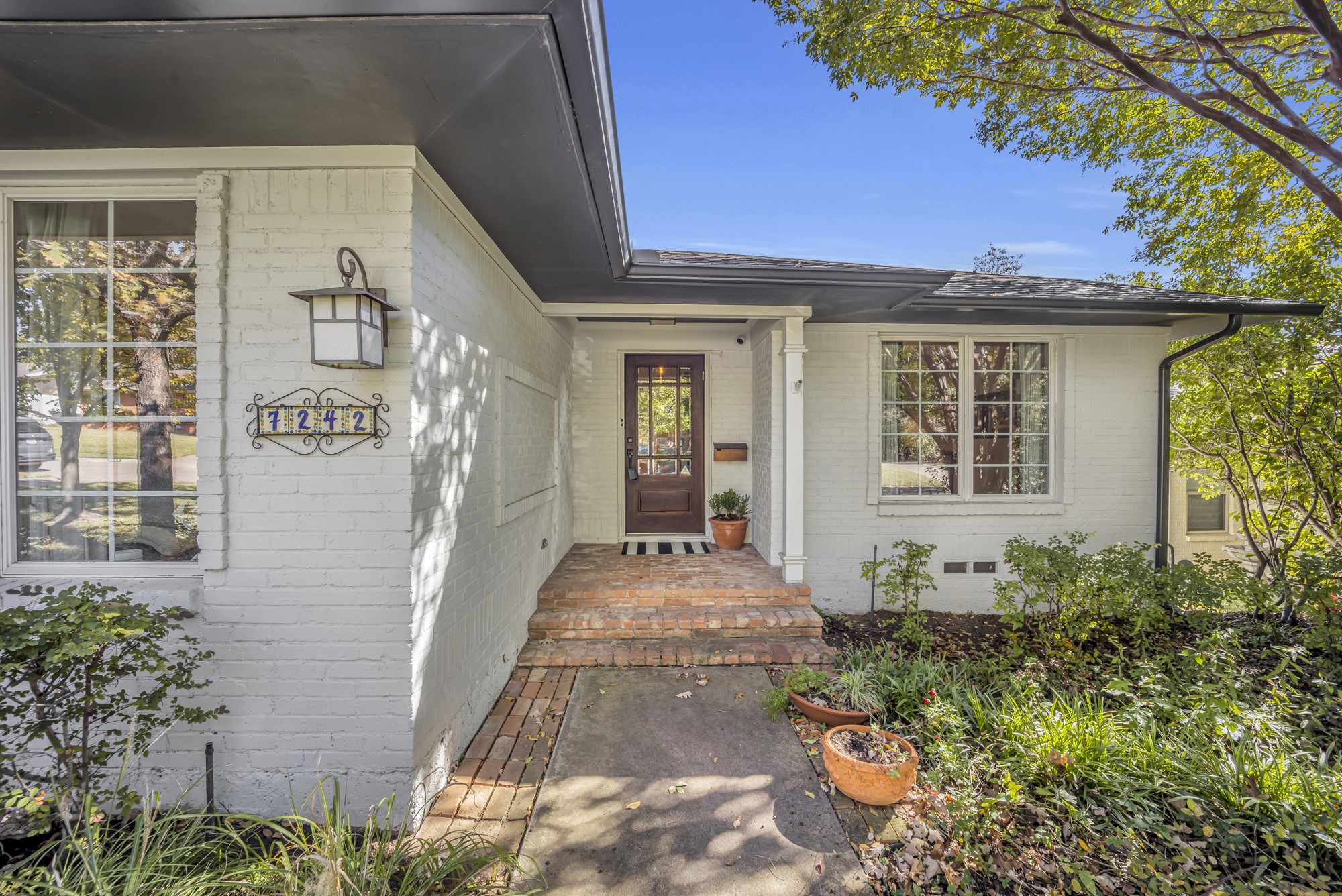 7242 Alexander Drive