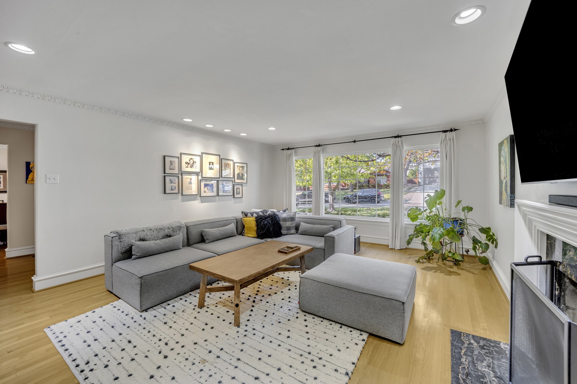 7242 Alexander Drive