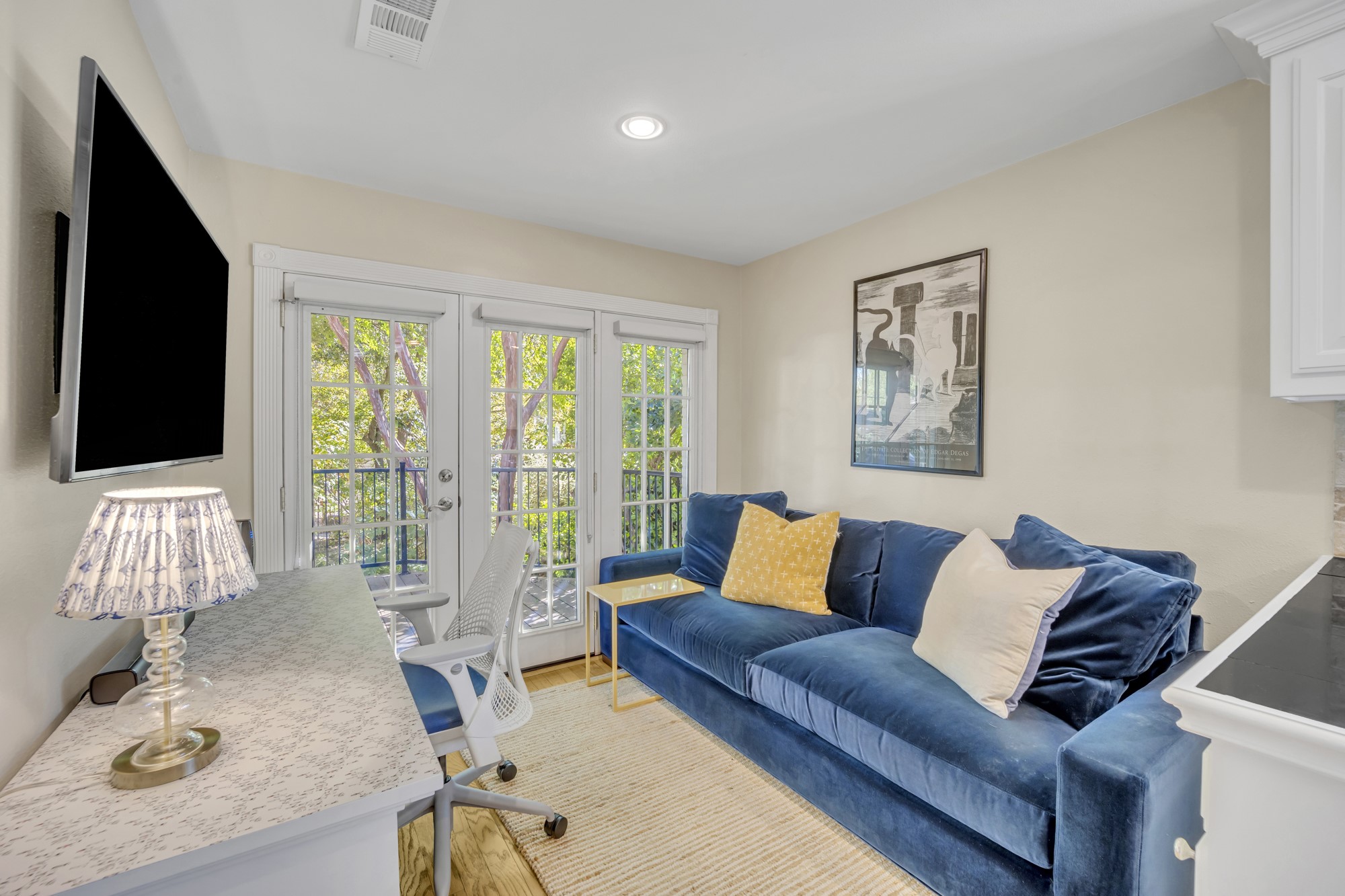 7242 Alexander Drive
