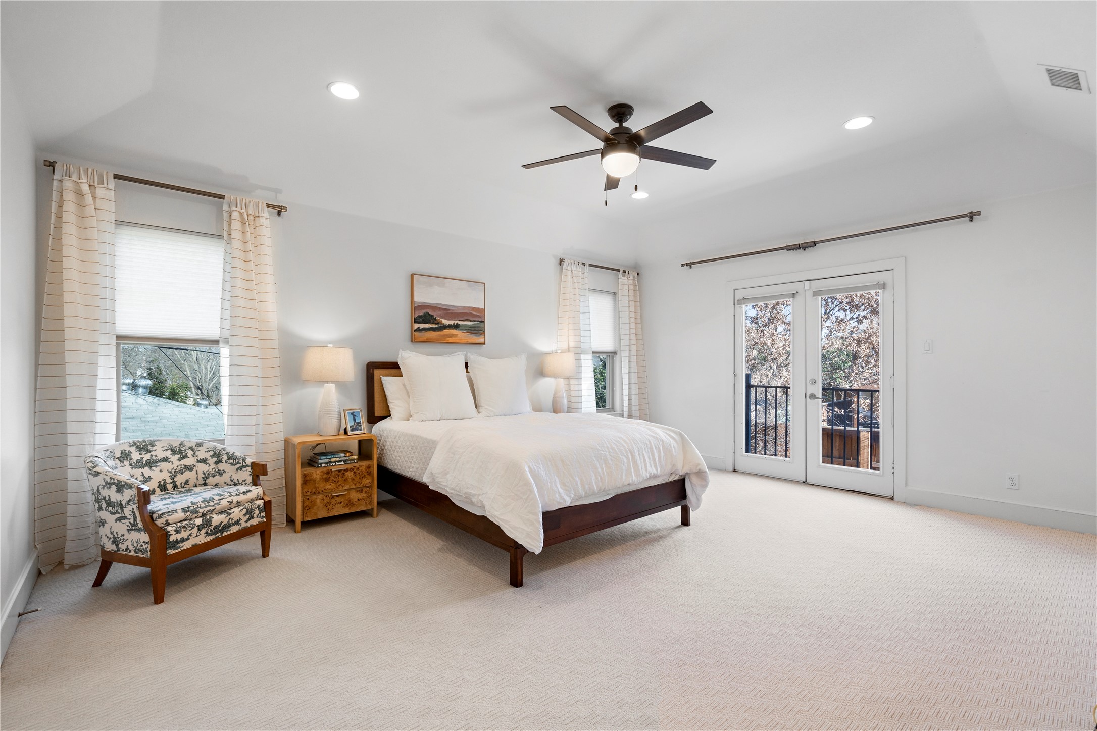 6871 Lorna Lane