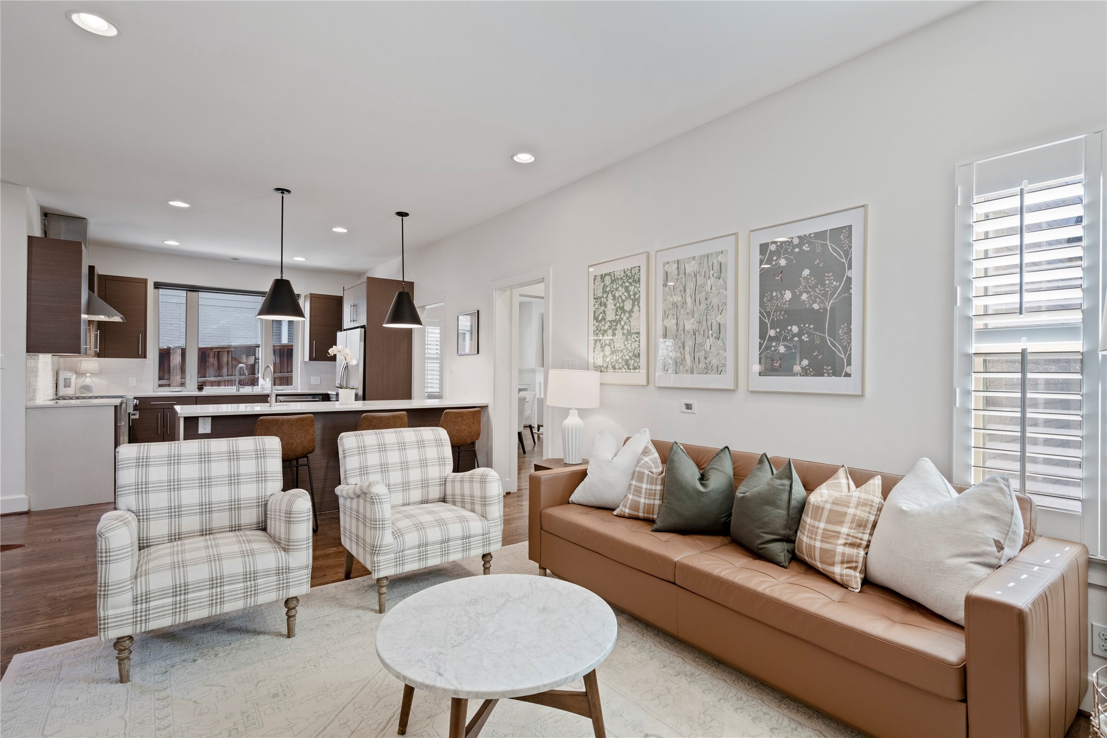 6871 Lorna Lane
