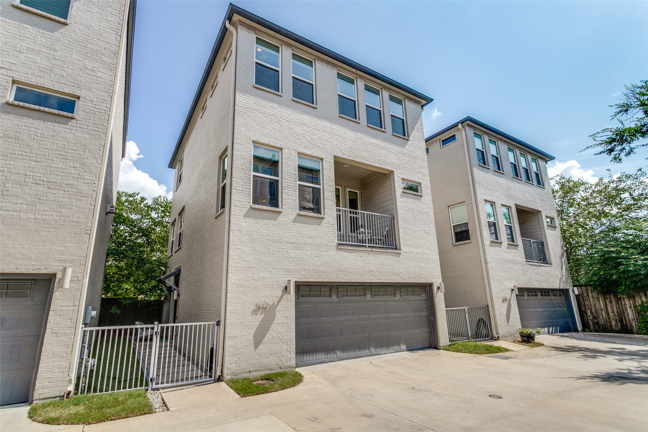 6025 Chimera Court