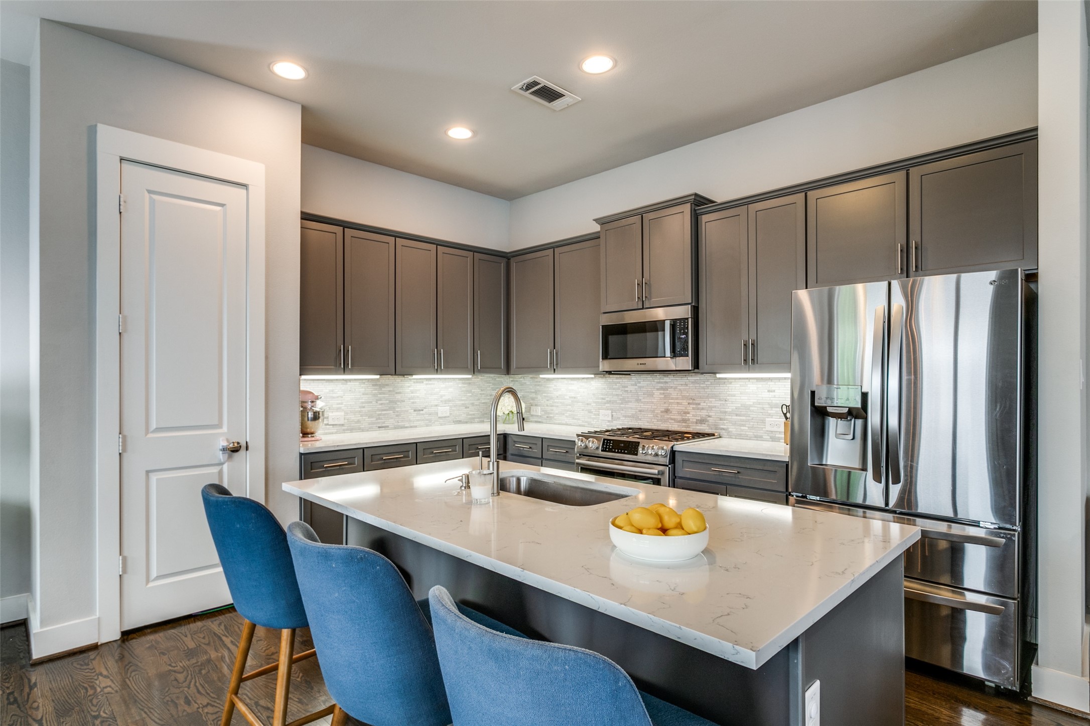 6025 Chimera Court